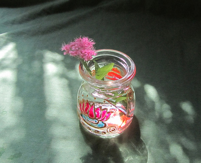 手繪玻璃瓶 藝術(shù)與實用的完美融合